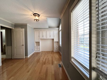 For Lease - 180 Blue Willow Drive Unit# 43, Vaughan, Ontario - Photo 2