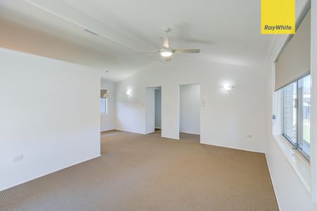 56 Bolinda Street, Eight Mile Plains QLD 4113 - House For Rent | Domain - Photo 2