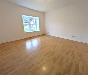 2 bedroom cottage to rent - Photo 2