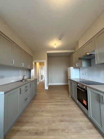 Portobello High Street, Edinburgh, EH15 1DA - Photo 5