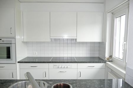Beautiful and bright apartment in a quiet location - Photo 4