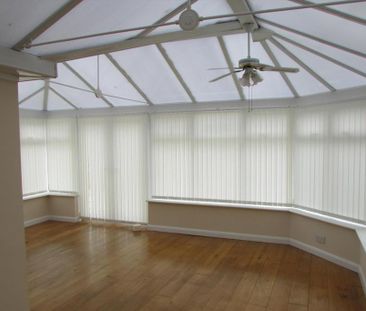 4 bedroom detached house to rent - Photo 3