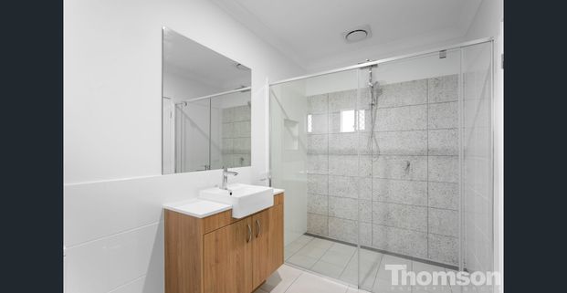 BANYA HOME FOR LEASE - Photo 1