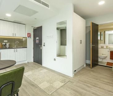 Studio to rent - Photo 5