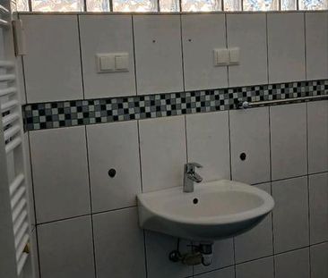 Gemütliche 2-Zimmer-Wohnung im Erdgeschoss – ab 01.12.2025 frei - Foto 1