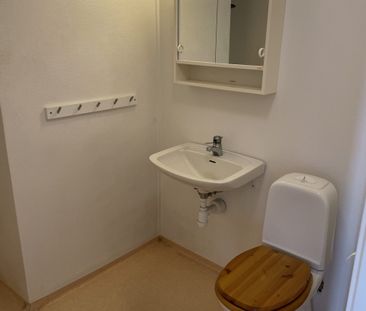 Rymlig vindsetta i Sund - Foto 5