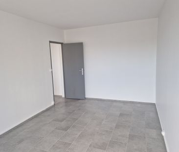 Location Appartement 2 pièces 51m² MARIGNANE 13700 - Photo 6