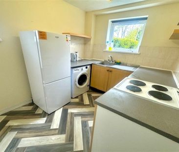 Byron Road, Boyatt Wood, SO50 - Photo 1