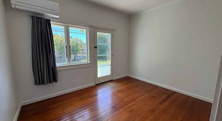 3bdrm Home in Handy Location - Photo 3