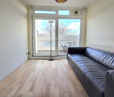 3 bedroom apartment to rent - Photo 2