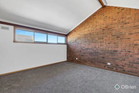 “REFURBISHED 1 BEDROOM LOFT STYLE UNIT - GREAT LOCATION” - Photo 2