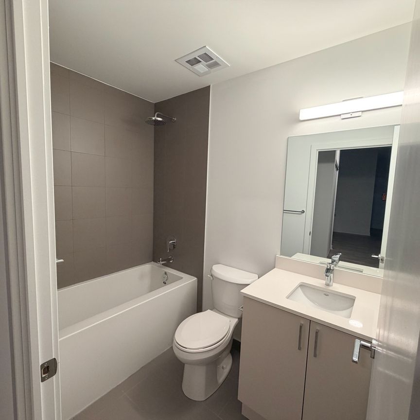 For Lease - 1005 Dundas Street Unit# 103, Oakville, Ontario - Photo 1