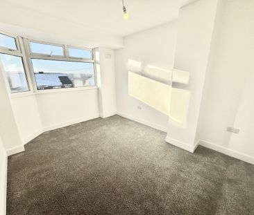 Newfield Green Road, Arbourthorne, Sheffield, S2 - Photo 5