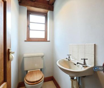 4 bedroom detached house to rent - Photo 5