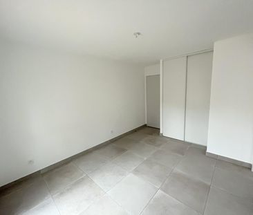 « VILLENEUVE-LES-AVIGNON - APPARTEMENT T2 45.17M² AVEC TERRASSE » - Photo 1