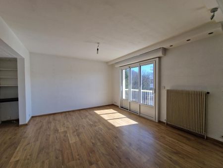 Location Appartement 4 pièces 80m² ANNECY LE VIEUX 74940 - Photo 2