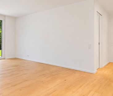 Helle Gartenwohnung mit grosszügigem Wohn- und Aussenbereich am Wal... - Photo 1