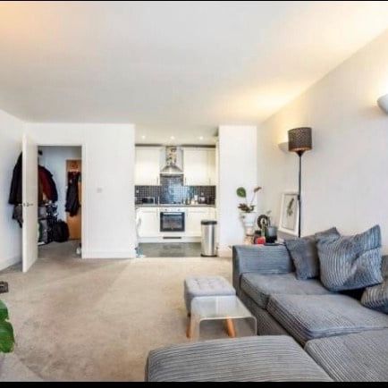 1 Bed Flat, The Odeon, IG11 - Photo 1