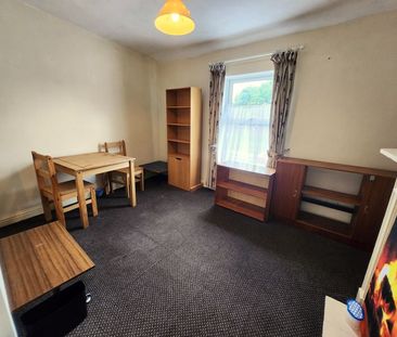 Upper High Street, Cradley Heath Monthly Rental Of £700 - Photo 3