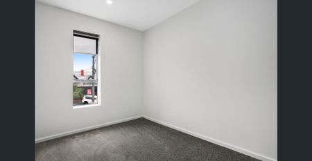 Spacious two bedroom – Utilises all included Gas/ Water / Electricity - Photo 4