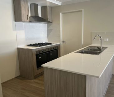 Modern Coastal Living - Brand New Family Home - Photo 5