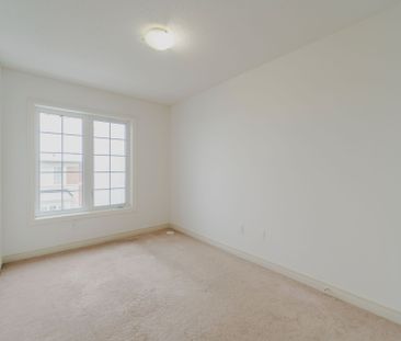 For Lease - 106 Aspen Hills Road, Brampton, Ontario - Photo 5