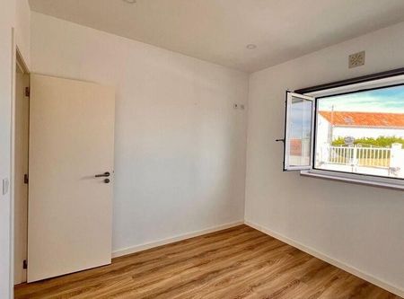 Lisboa, Lisbon - Photo 2