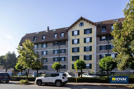 Gezellig appartement van 70 m² op 6e verdieping met terras en met zicht op grote vijver - Foto 4