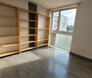 Location appartement 4 pièces - 69.73m² à Maubeuge (59600) - Photo 3