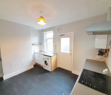 2 bedroom house to rent - Photo 2