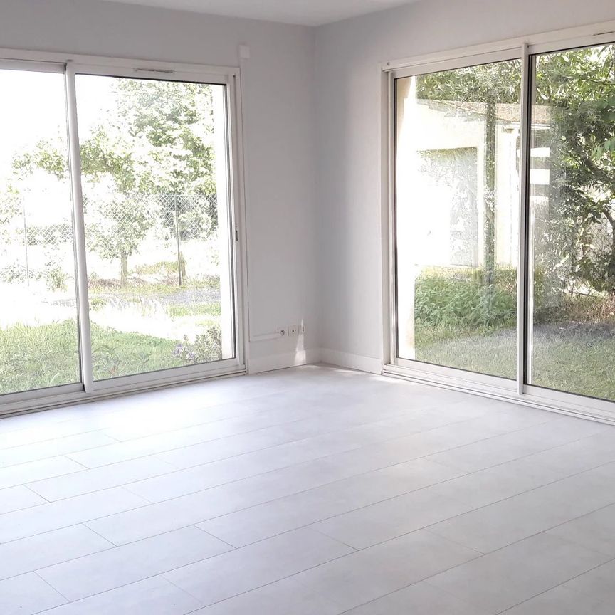 Location Maison 4 pièces 82m² LA ROCHELLE 17000 - Photo 1