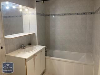 Location Appartement 1 pièce 34m² CLERMONT L HERAULT 34800 - Photo 4