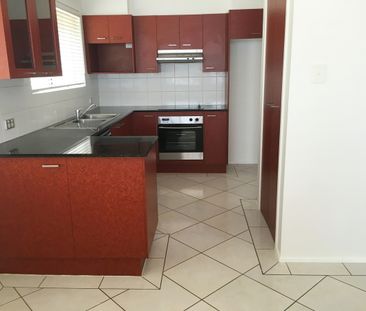 Stunning Home in Paradise Point - Photo 5
