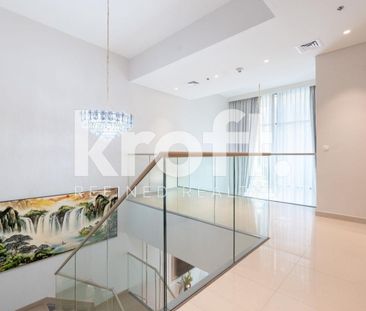 Spacious Townhouse | Upgraded | Serene Park View - Photo 4