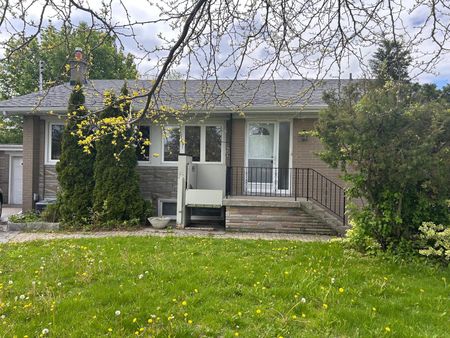 For Lease - 6 Kitson Drive, Toronto, Ontario - Photo 5