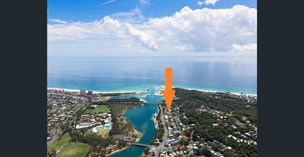 Transformed townhouse offers the perfect lifestyle - Photo 1