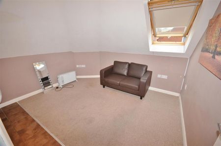 1 bedroom apartment to rent - Photo 2