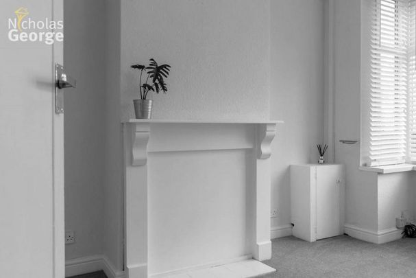 2 bedroom house to rent - Photo 1