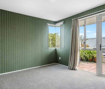 2- Bedroom Apartment with Off-Street Carparking - Photo 5