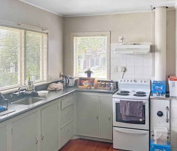 GREENMEADOWS - 2 BEDROOMS - Photo 2