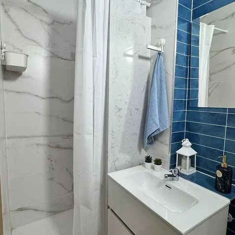 Alquiler de piso en Calle Segismundo Moret, 64 - Photo 1