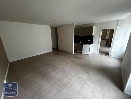 Location Appartement 2 pièces 45m² CHOLET 49300 - Photo 3