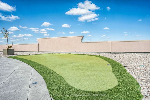 For Lease - 5317 Upper Middle Road Unit# 323, Burlington, Ontario - Photo 1