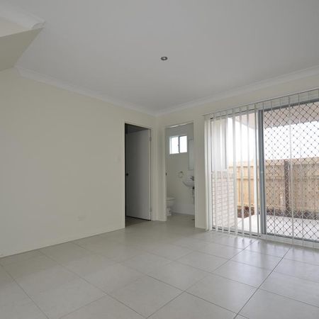 MODERN LIVING IN THE HEART OF MARSDEN - Photo 2