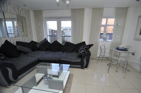 2 bedroom apartment to rent - Photo 2