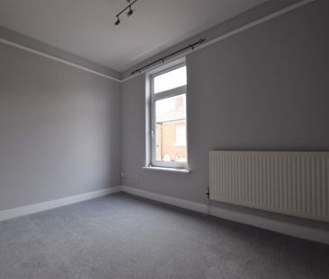 3 Bedroom Terraced To Let - Photo 4