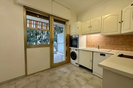 A louer à Nice à Cimiez. grand deux pièces, bas Cimiez - Photo 2