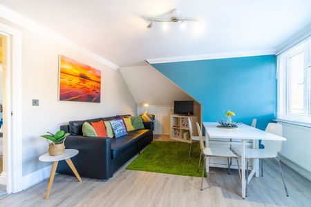 2 Bed Flat, Brunswick Fab Pad, BN3 - Photo 2