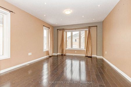 For Lease - 299 Dymott Avenue, Milton, Ontario - Photo 5