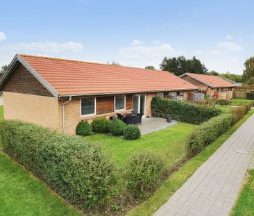 Attraktivt 1-plans rækkehus med egen have og parkering - Foto 4